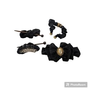 Black Hair Clips. Hair Accessories. 4 Pieces.